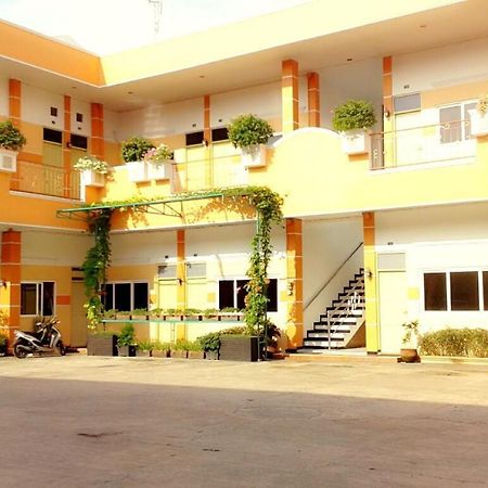 Hotel Kencana Rembang Ngoại thất bức ảnh